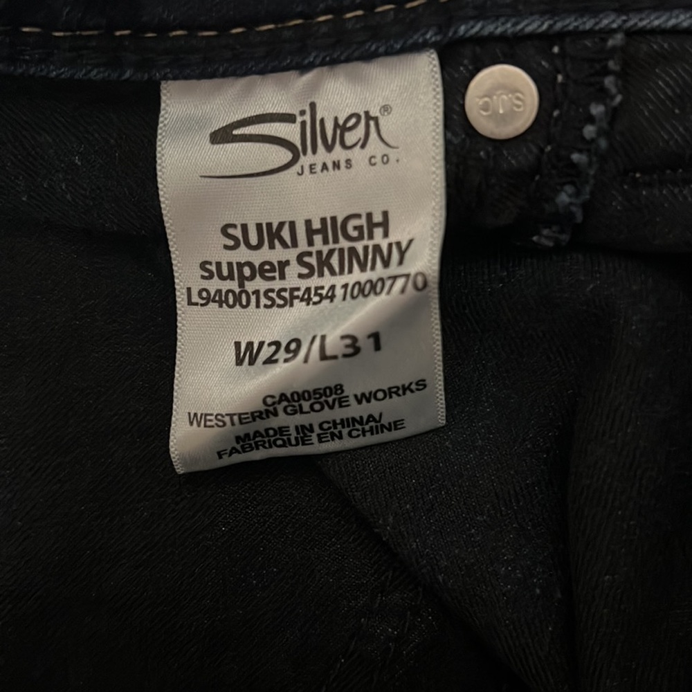 Silver Jeans - Picture 3 of 6